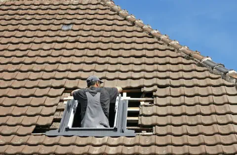 Pose de velux - Voivres-lès-le-Mans